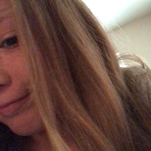 Meet your Posher, Ava